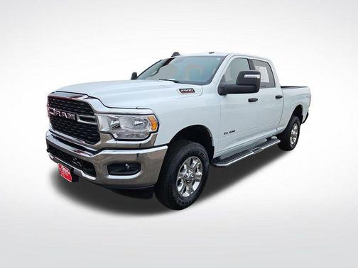 Bright White Clearcoat 2024 RAM 2500 Big Horn Crew Cab 4x4 6'4' Box