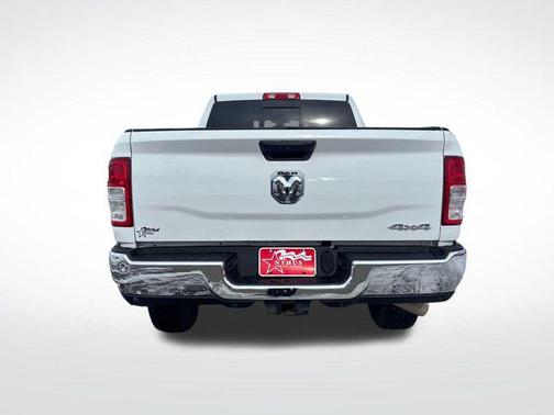 Bright White Clearcoat 2020 RAM 2500 Tradesman Crew Cab 4x4 6'4' Box