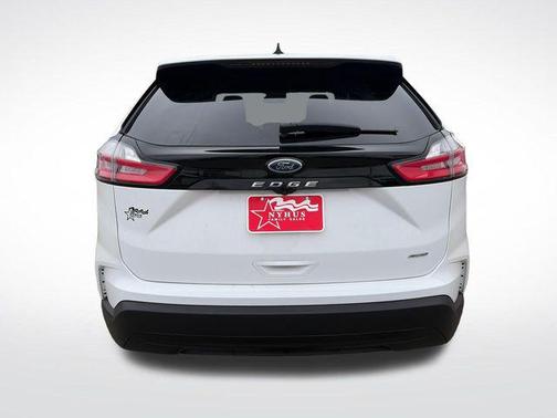 OXFORD WHITE 2022 Ford Edge SE