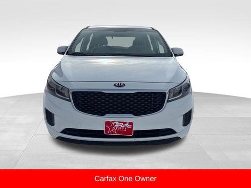2016 Kia Sedona L
