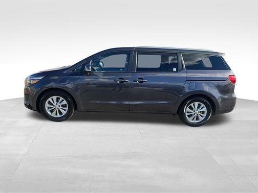 2018 Kia Sedona LX