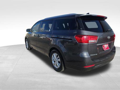 2018 Kia Sedona LX