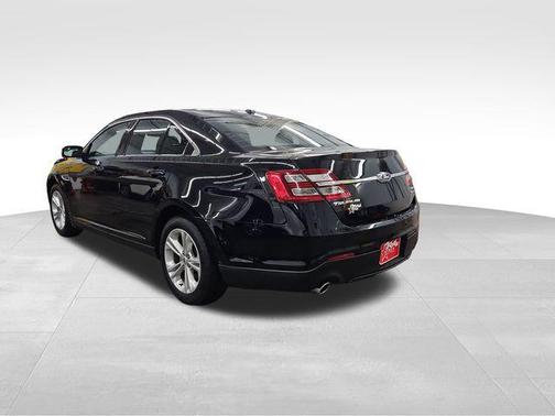 2018 Ford Taurus SEL