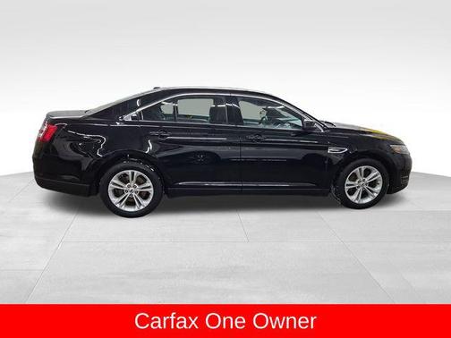 2018 Ford Taurus SEL