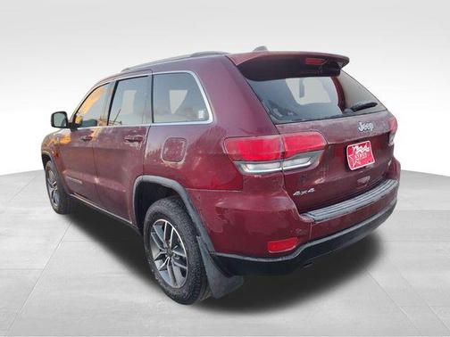 2020 Jeep Grand Cherokee Laredo