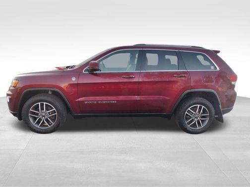 2020 Jeep Grand Cherokee Laredo