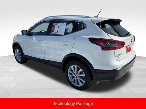 2022 Nissan Rogue Sport SV