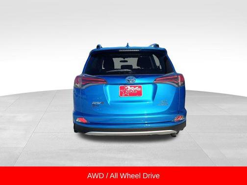 2016 Toyota RAV4 Hybrid XLE