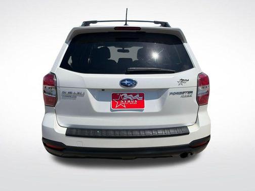 Satin White Pearl 2014 Subaru Forester 2.5i Limited