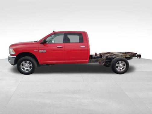2018 RAM 2500 Big Horn Crew Cab 4x4 8' Box