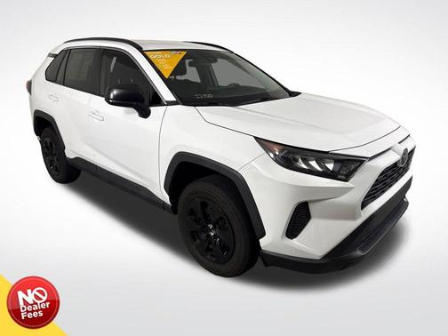 Super White 2020 Toyota RAV4 LE