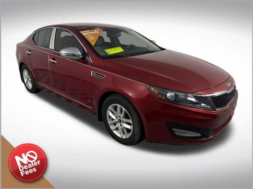 Spicy Red 2011 Kia Optima LX