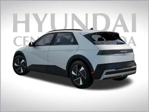2025 Hyundai IONIQ 5 SEL
