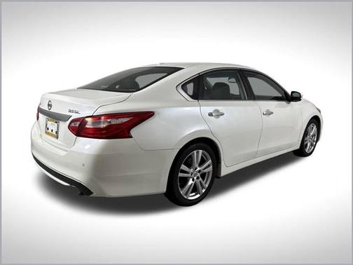 2016 Nissan Altima 3.5 SL