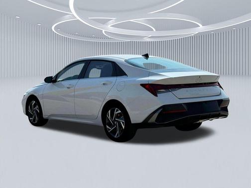 2025 Hyundai ELANTRA HEV Limited
