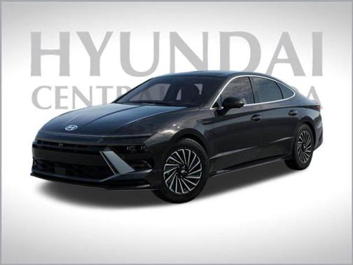 2025 Hyundai SONATA Hybrid Limited