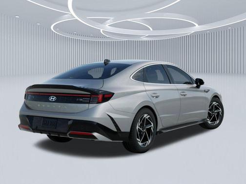 2026 Hyundai SONATA SEL