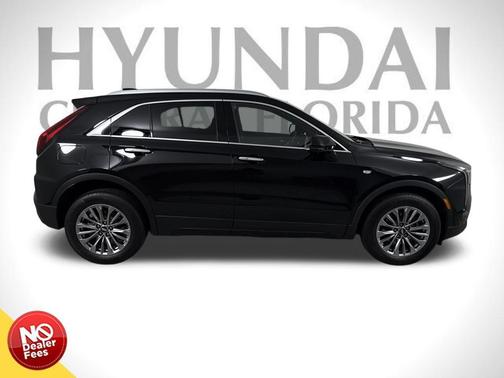 2025 Cadillac XT4 Premium Luxury