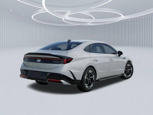 2026 Hyundai SONATA SEL