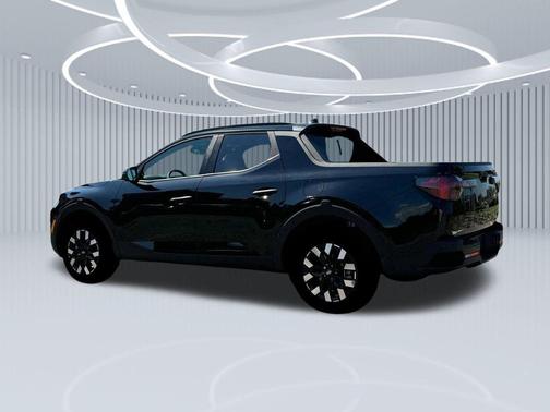 2025 Hyundai SANTA CRUZ SEL Activity