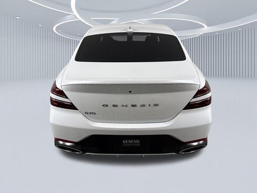 2025 Genesis G70 2.5T RWD