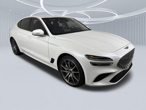 2025 Genesis G70 2.5T RWD
