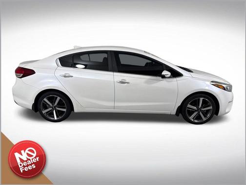 Snow White Pearl 2017 Kia Forte EX