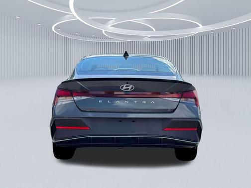 2026 Hyundai ELANTRA Sport