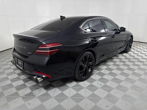 2023 Genesis G70 2.0T AWD