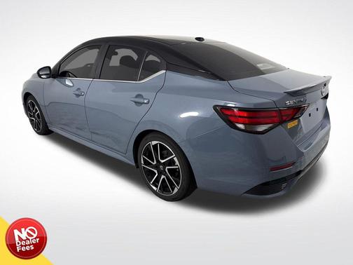 Atlantic Gray Metallic/Super Black 2025 Nissan Sentra SR