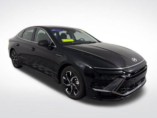 Onyx Black 2024 Hyundai SONATA SEL