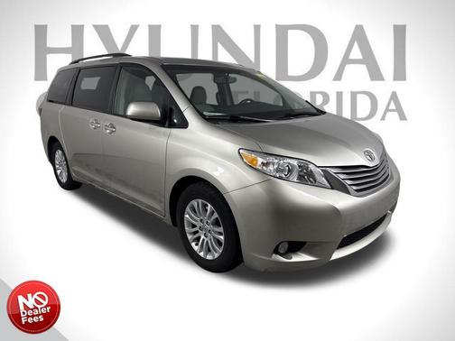 2016 Toyota Sienna SE