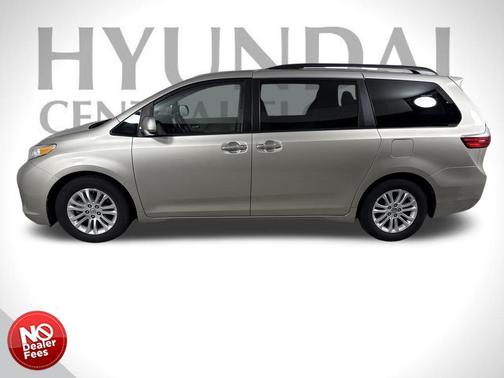 2016 Toyota Sienna SE