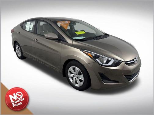 Desert Bronze 2016 Hyundai ELANTRA SE