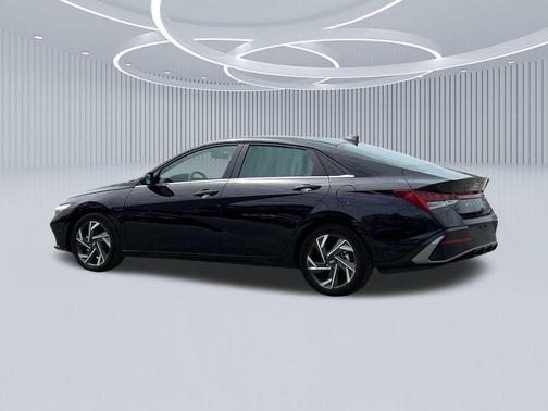 2025 Hyundai ELANTRA HEV Limited