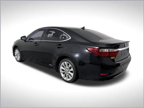 2014 Lexus ES 300h Base
