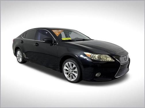2014 Lexus ES 300h Base