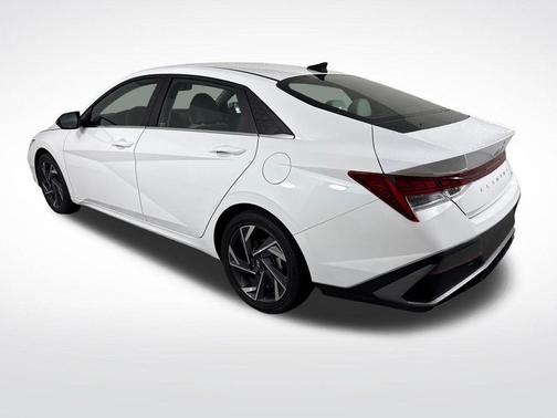 Serenity White 2025 Hyundai ELANTRA HEV Limited