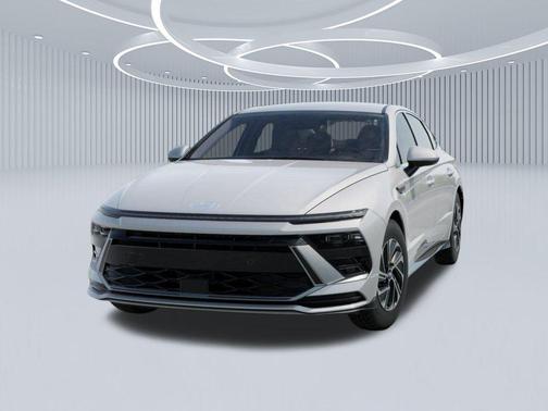 2026 Hyundai SONATA Hybrid Base
