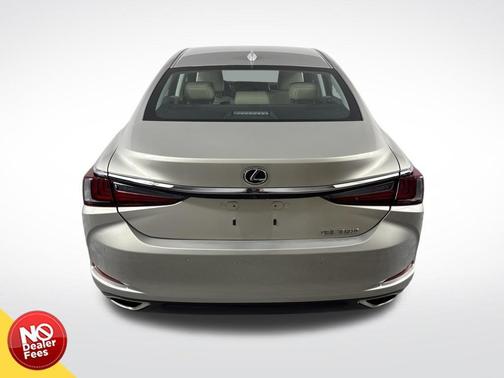2021 Lexus ES 350 Base
