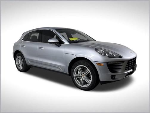 2017 Porsche Macan Base