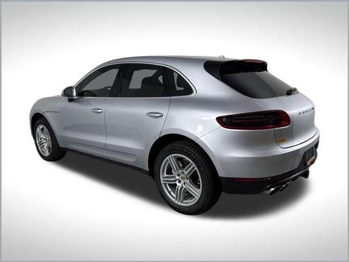 2017 Porsche Macan Base