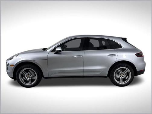 2017 Porsche Macan Base