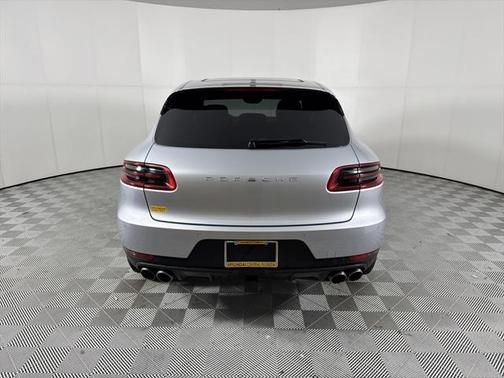 2017 Porsche Macan Base