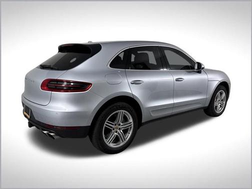 2017 Porsche Macan Base