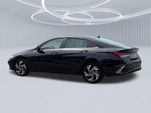 2025 Hyundai ELANTRA HEV Limited