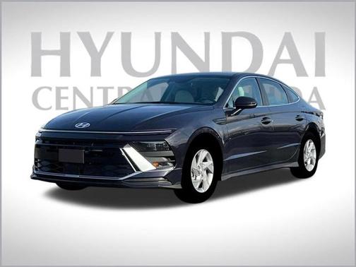 2025 Hyundai SONATA SE