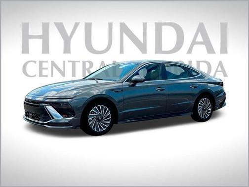2025 Hyundai SONATA Hybrid Limited