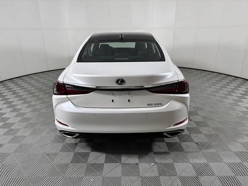 2025 Lexus ES 350 Base