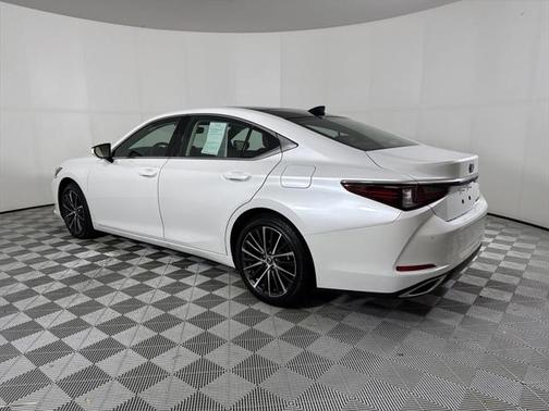 2025 Lexus ES 350 Base